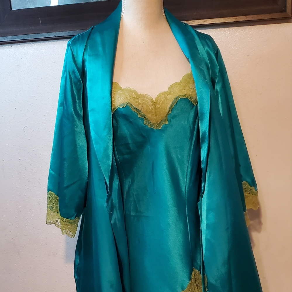 Jones New York Chemise and Robe - Picture 1 of 16